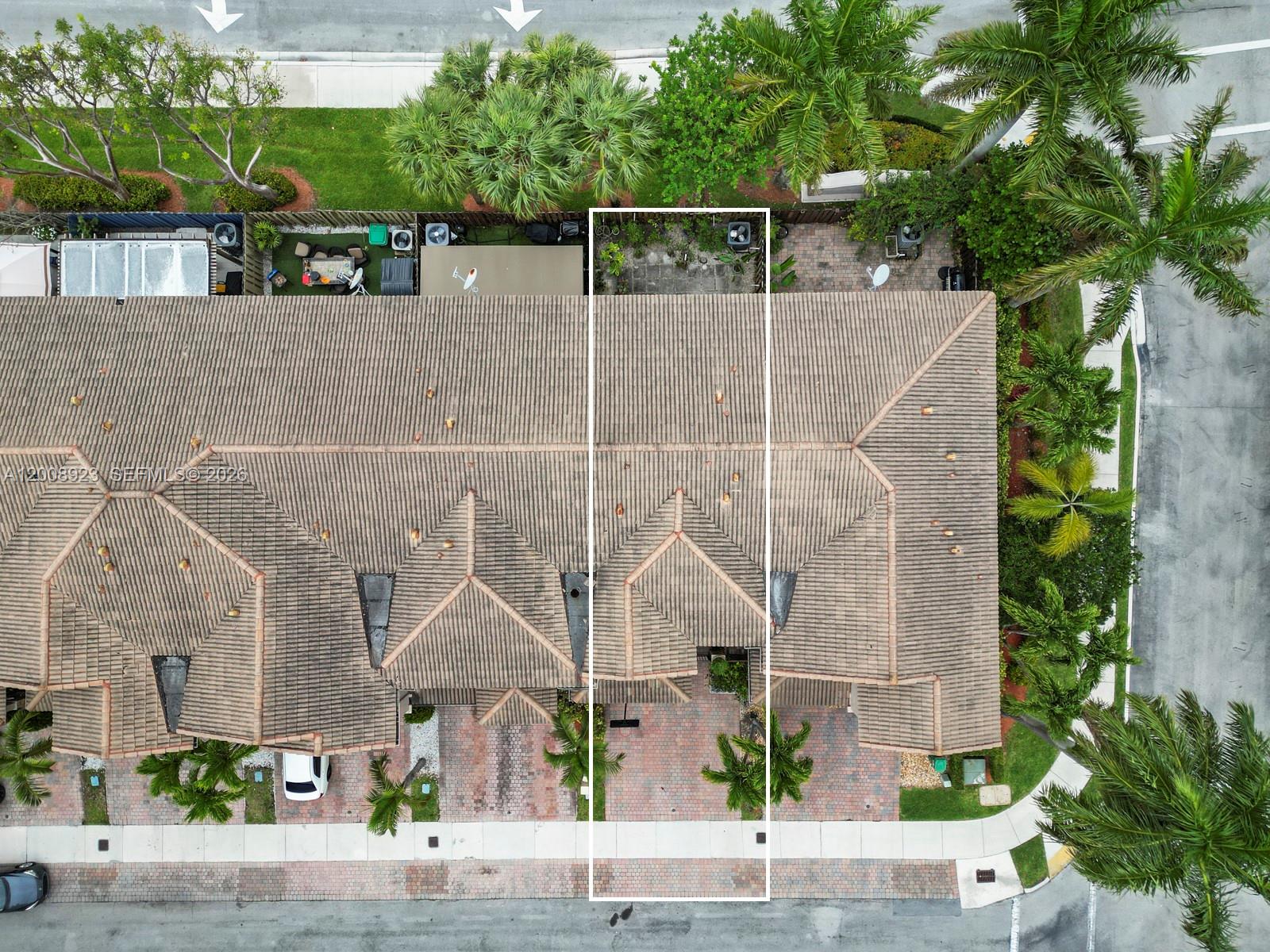 LAKES BY THE BAY CEE - Residential