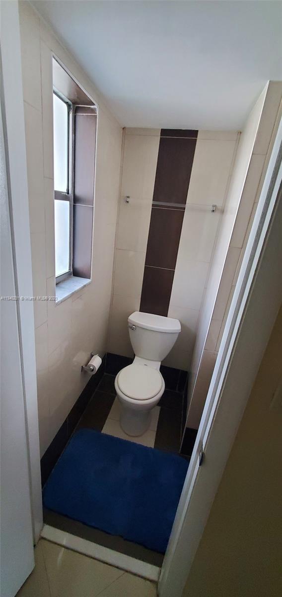 VERSAILLES GARDENS CONDO - Residential Lease