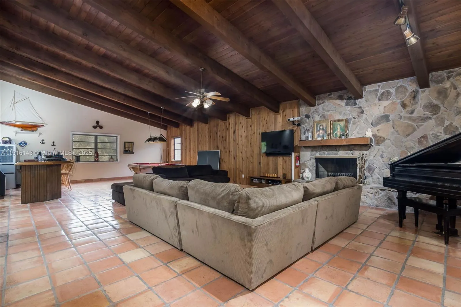 Homestead, Florida 33031, United States, 5 Bedrooms Bedrooms, ,3 BathroomsBathrooms,Residential,Active,246461