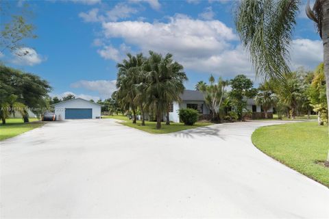 21820 SW 254th St Homestead FL 33031