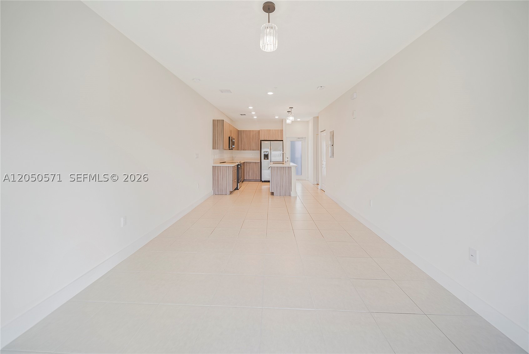 8265 NW 41st St C-202