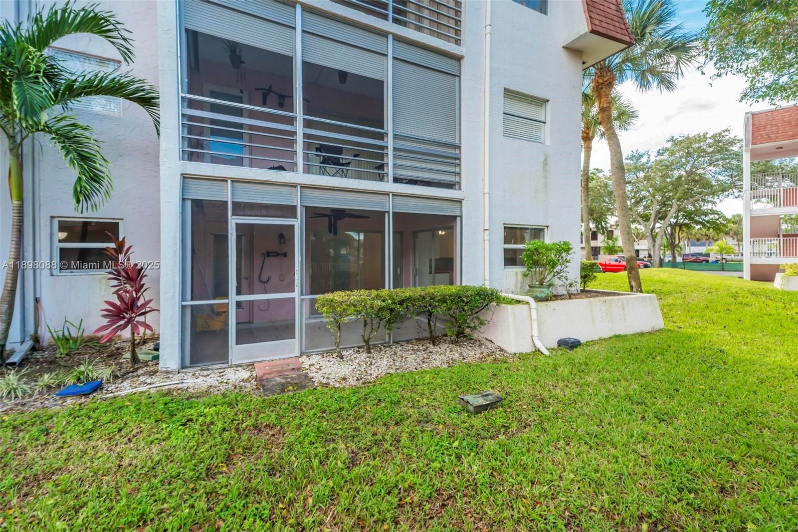 CANONGATE CONDOMINIUM - Residential Lease