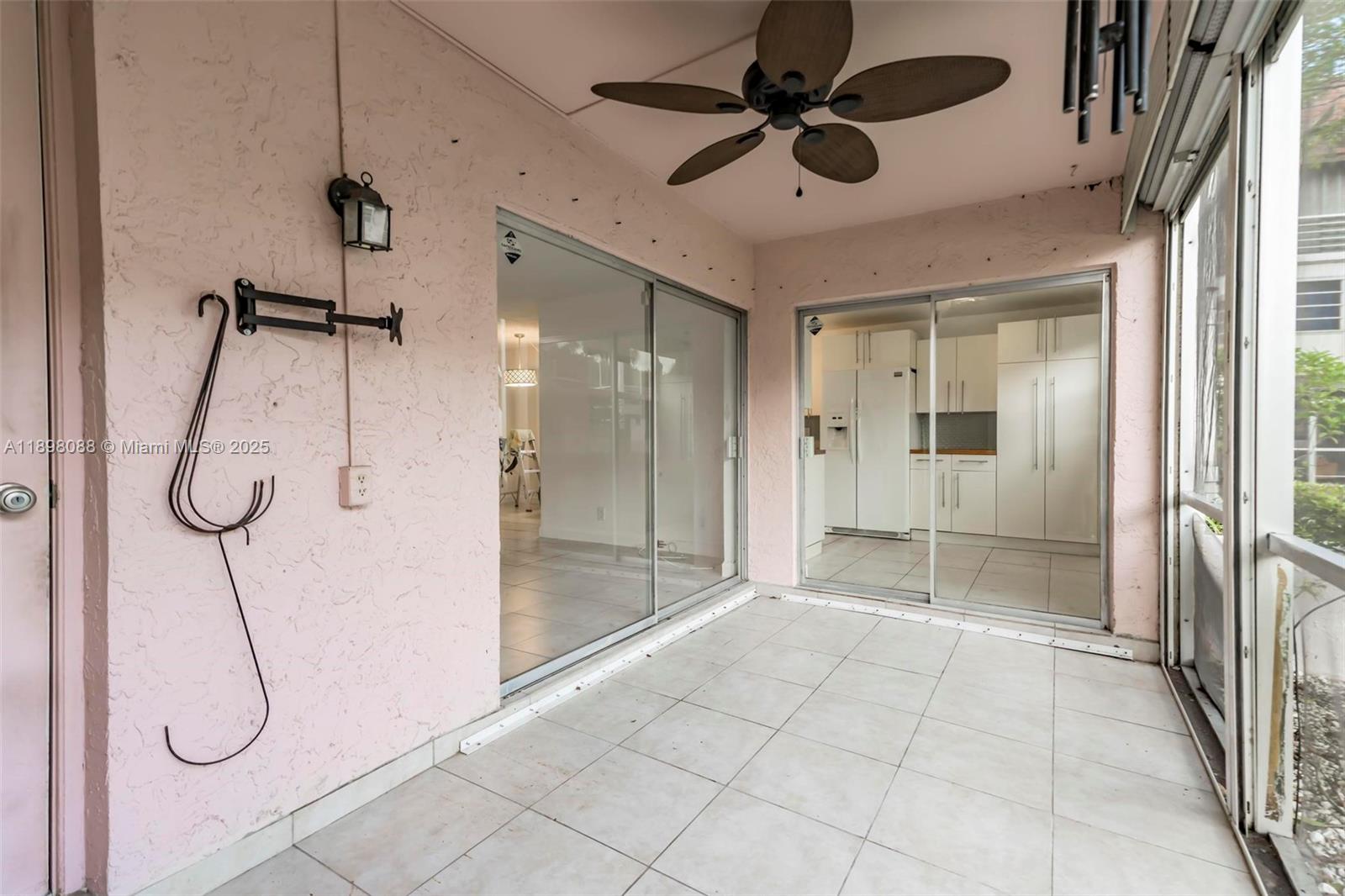 CANONGATE CONDOMINIUM - Residential Lease