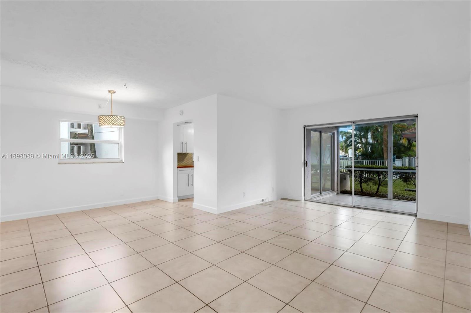 CANONGATE CONDOMINIUM - Residential Lease