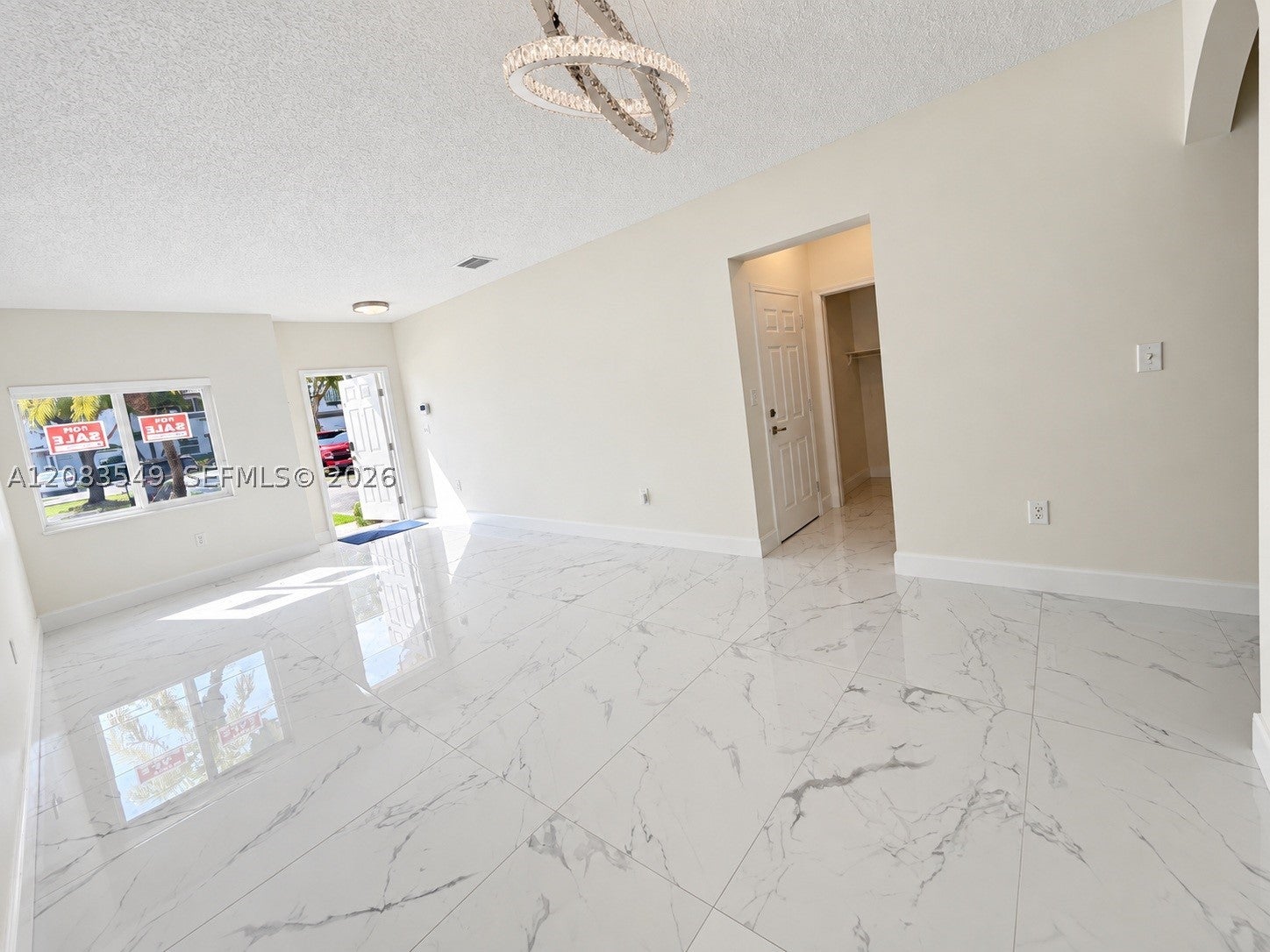 2207 SE 23rd Ave 2207