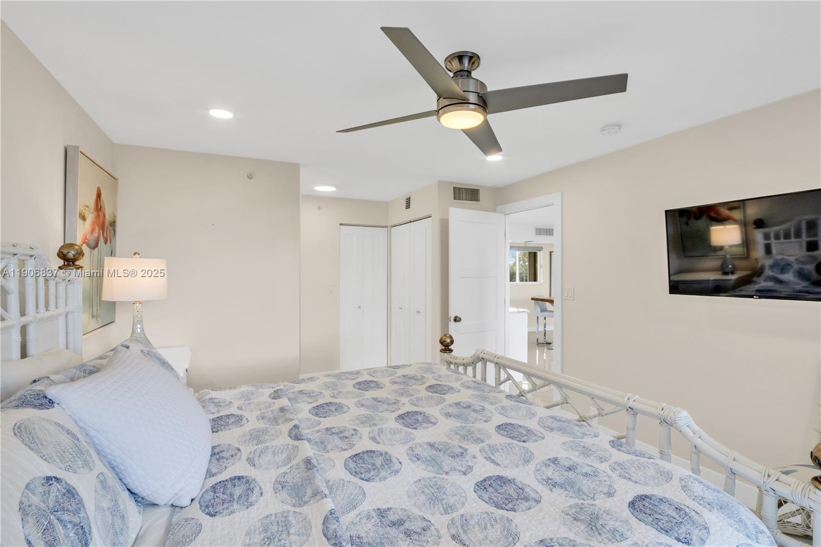 OCEAN TRAIL CONDO III - Residential