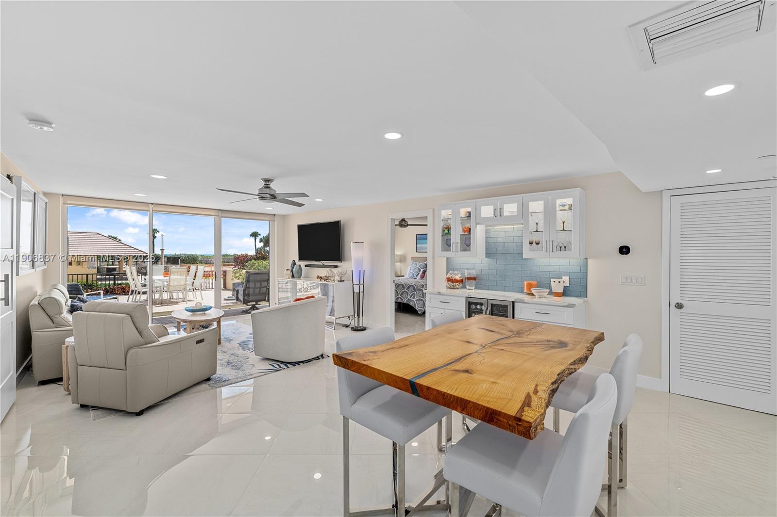 OCEAN TRAIL CONDO III - Residential