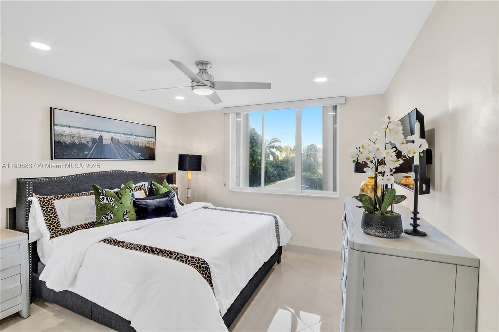 OCEAN TRAIL CONDO III - Residential