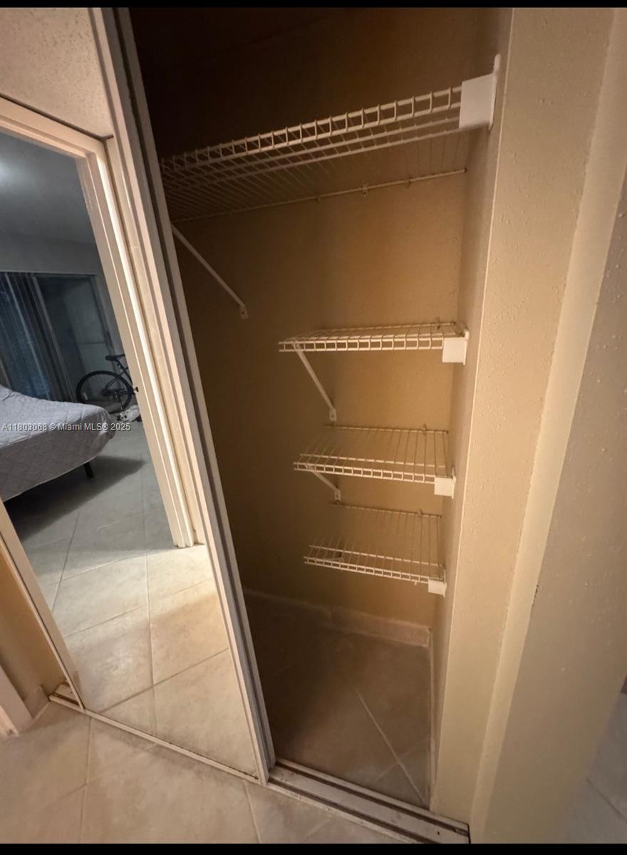 KINGS POINT BRITTANY COND - Residential Lease