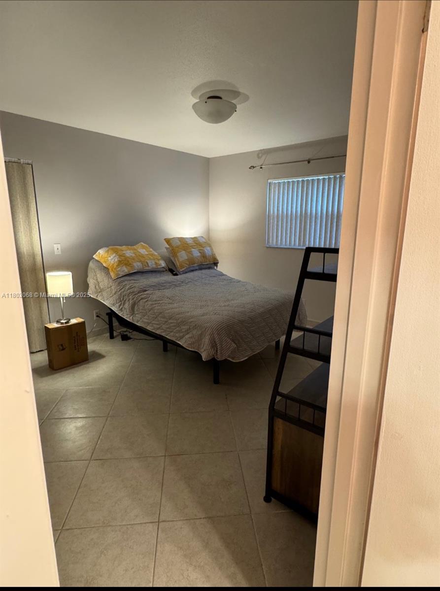 KINGS POINT BRITTANY COND - Residential Lease
