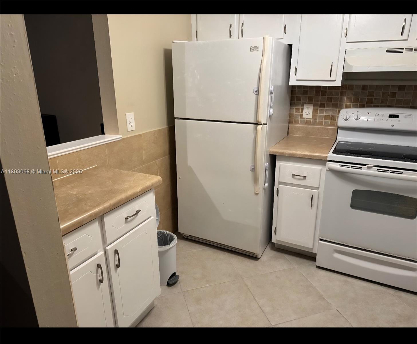KINGS POINT BRITTANY COND - Residential Lease
