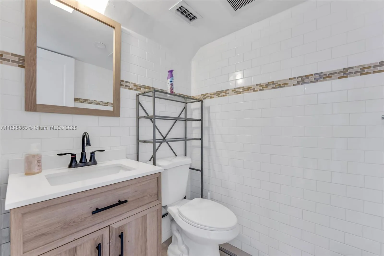 Coral Gables, Florida 33146, United States, ,Residential,Active,228580