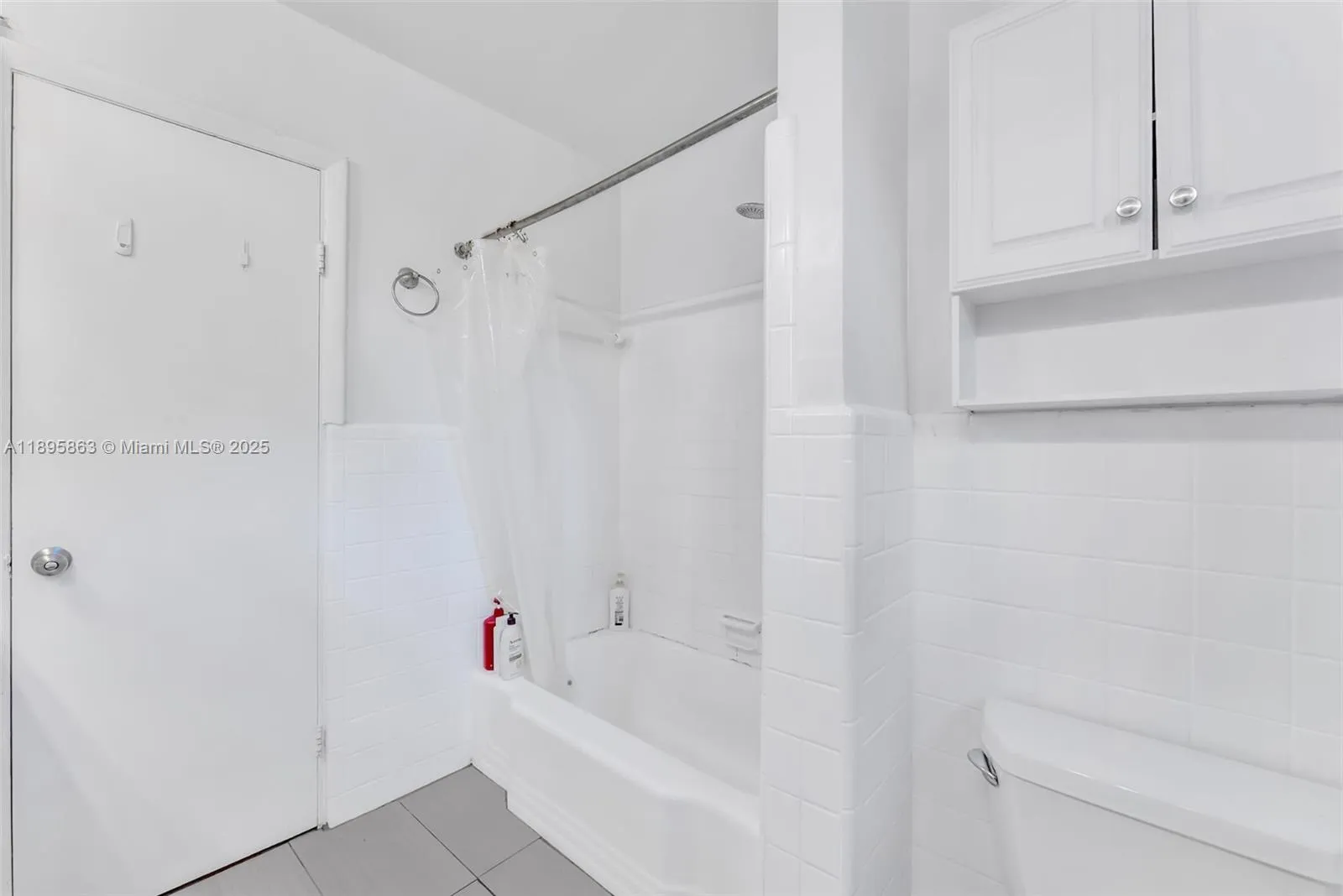 Coral Gables, Florida 33146, United States, ,Residential,Active,228580