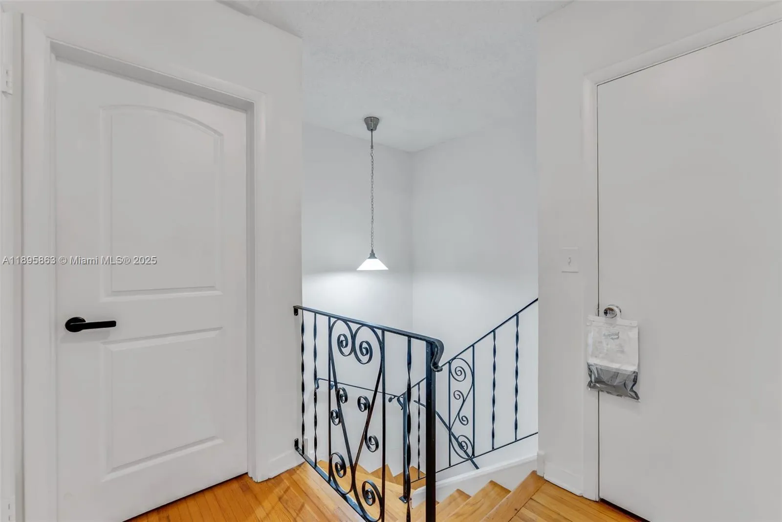 Coral Gables, Florida 33146, United States, ,Residential,Active,228580