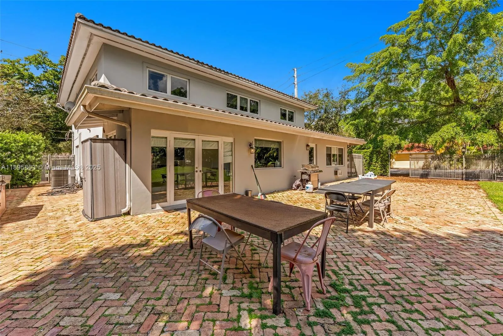 Coral Gables, Florida 33146, United States, ,Residential,Active,228580