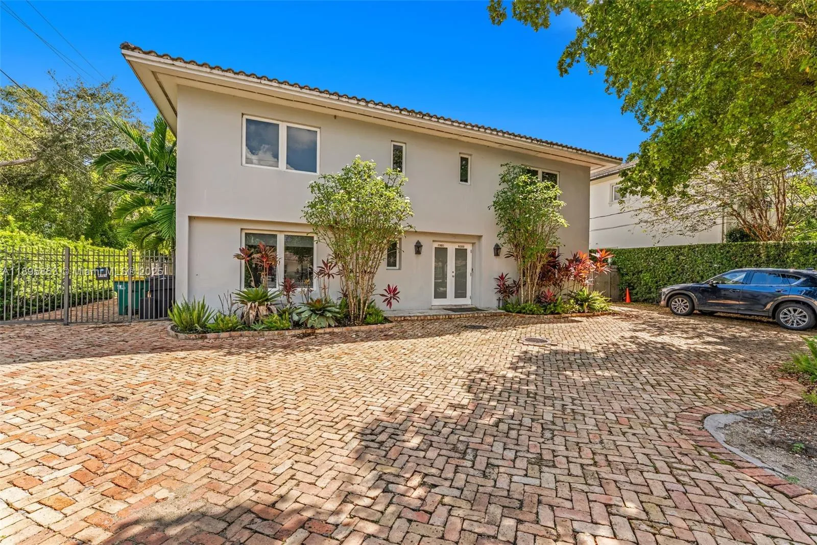 Coral Gables, Florida 33146, United States, ,Residential,Active,228580