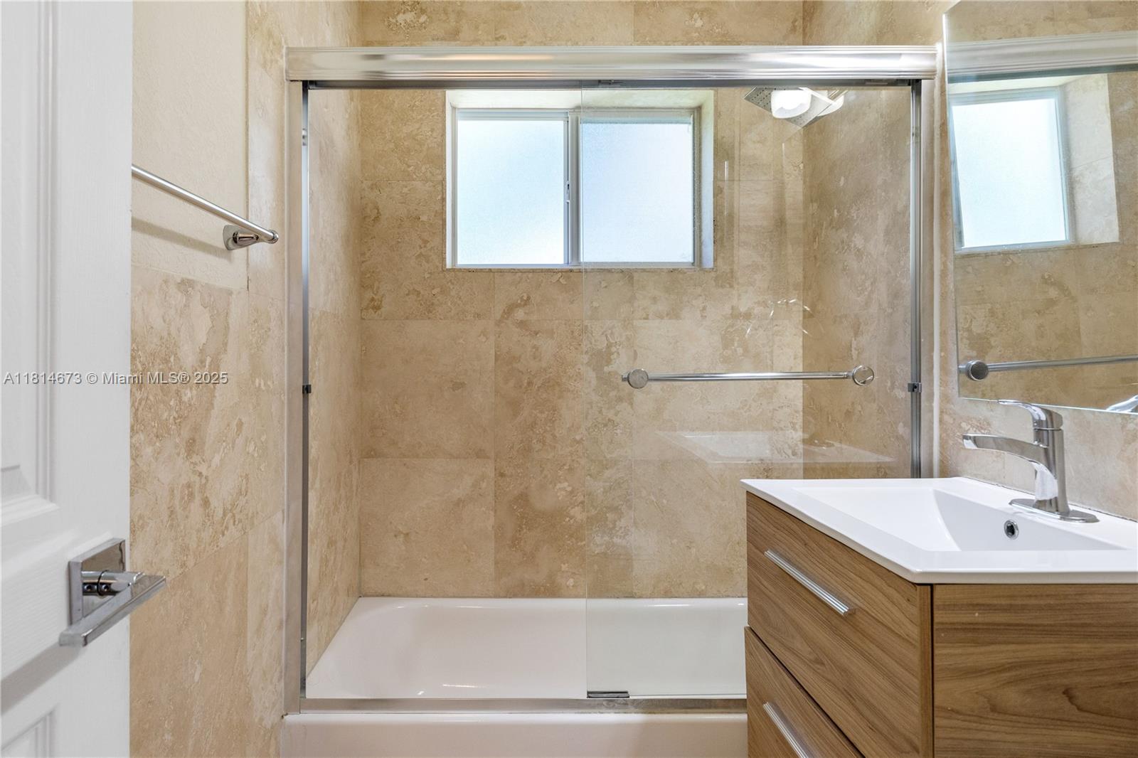 GULFSTREAM ESTATES - Residential