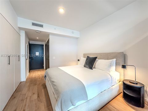 Tiny photo for 398 NE 5th St #4316, Miami, FL 33132 (MLS # A12042862)