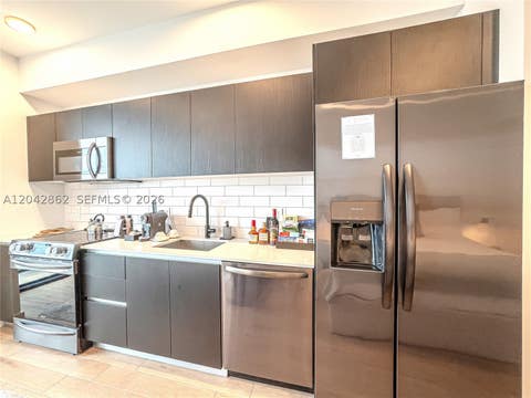 Tiny photo for 398 NE 5th St #4316, Miami, FL 33132 (MLS # A12042862)