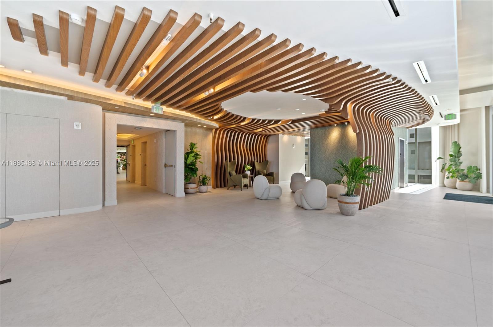 ARIA RESERVE - Residential Lease