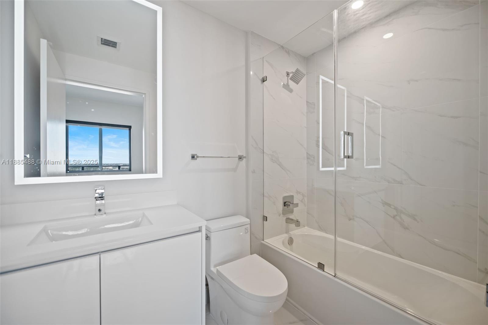 ARIA RESERVE - Residential Lease