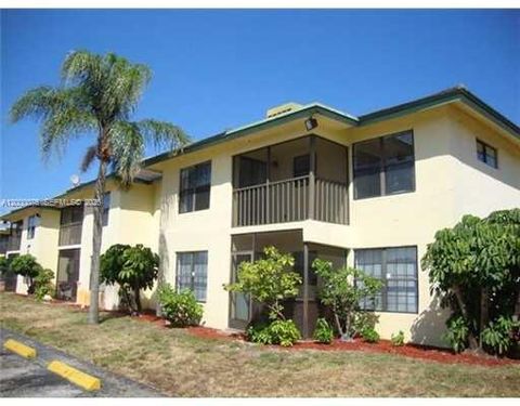 2307 Linton Ridge Cir C4 Delray Beach FL 33444