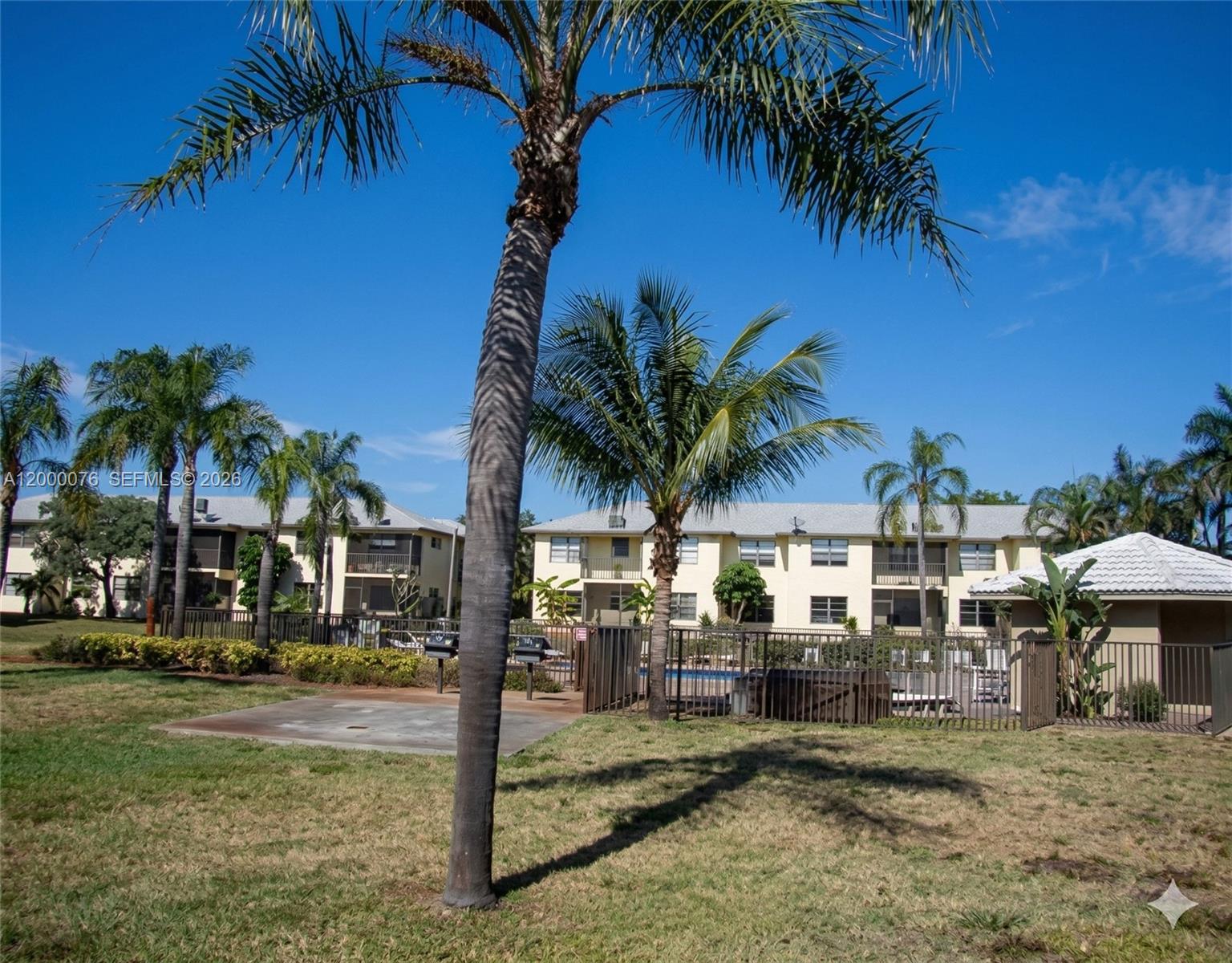 LINTON RIDGE CONDO - Residential