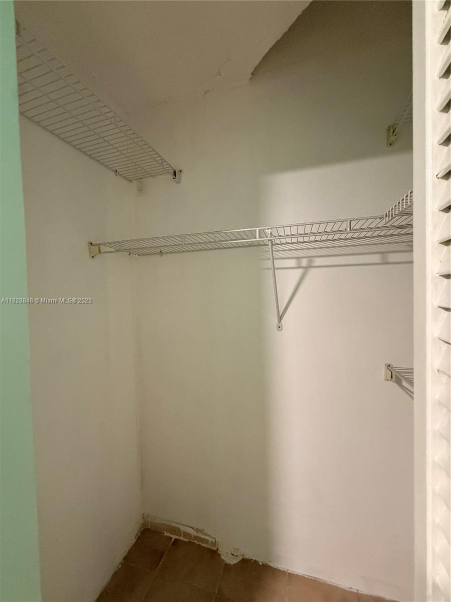 COUNTRY LAKE HOMES 2ND AD - Residential