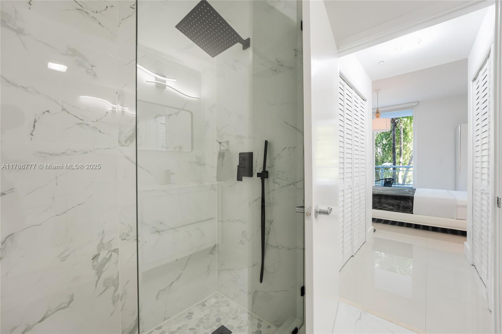 2020 LOFTS CONDO - Residential