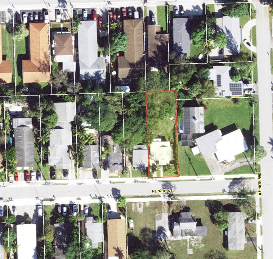 Welcome to this historic gem in FL. Sitting on almost 1/2 acre lot. It is  a fantastic investment opportunity in the heart of one of Broward most sought-after locations. This property is perfect for investors looking for rental income or those seeking to expand their real estate portfolio. Prime Location  just minutes from Downtown Oakland Park, Wilton Manors, and Fort Lauderdale, this property is situated in a thriving area with easy access to dining, shopping, beaches, and major highways.
Rental Potential with strong demand for rental properties in this area, this home presents an excellent opportunity for stable rental income
Don’t Miss Out!
This property is priced to sell and won’t last long. Whether you're an experienced investor or looking for your first investment property