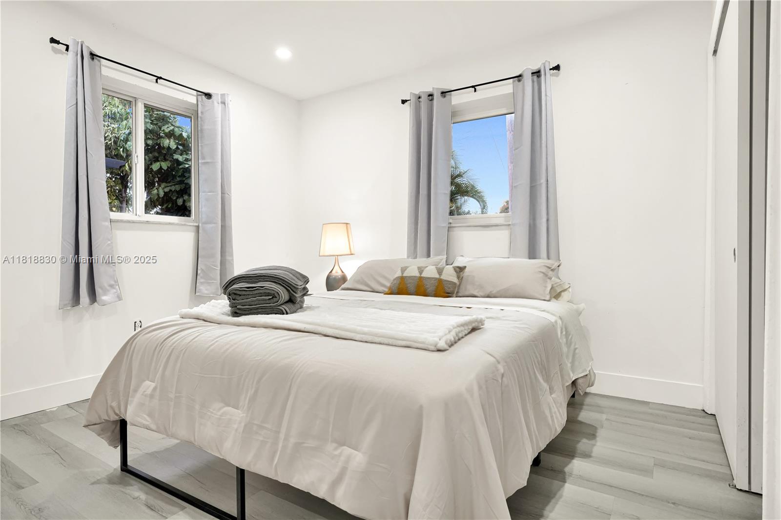 BELLCAMP MANOR - Residential Lease