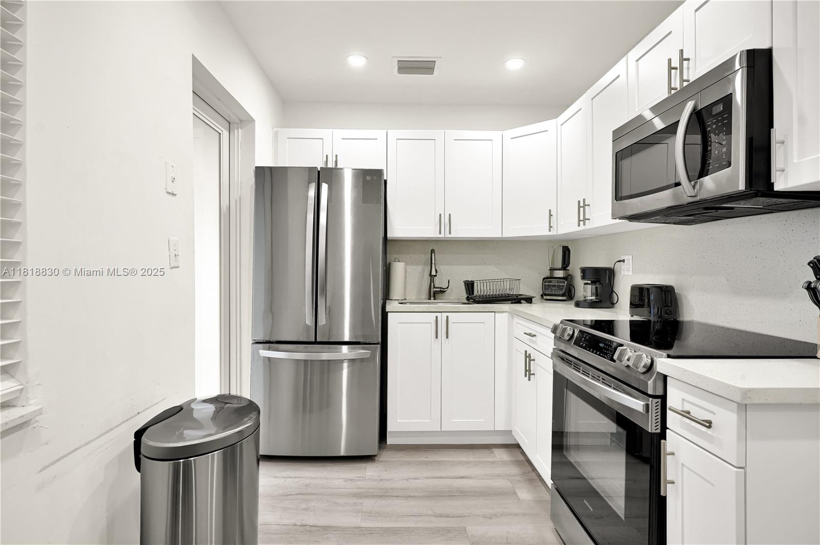 Rental Property at 300 Nw 82nd Ter, Miami, Broward County, Florida - Bedrooms: 2 
Bathrooms: 1  - $3,100 MO.