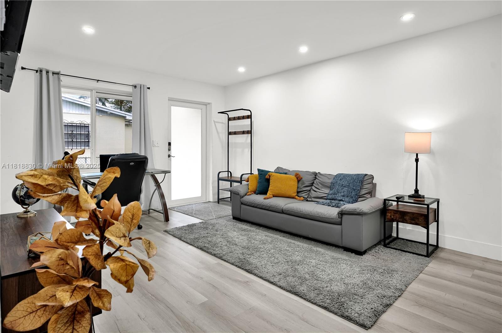 BELLCAMP MANOR - Residential Lease