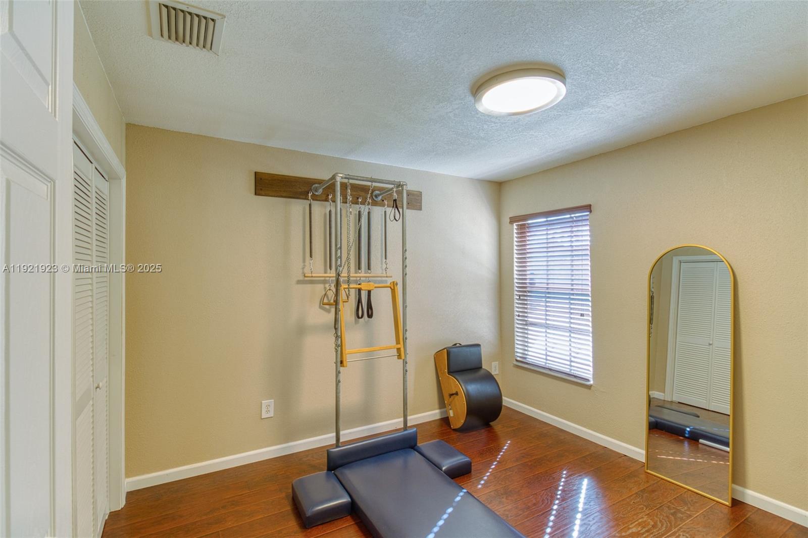 COLLIER MANOR FIRST ADD - Residential