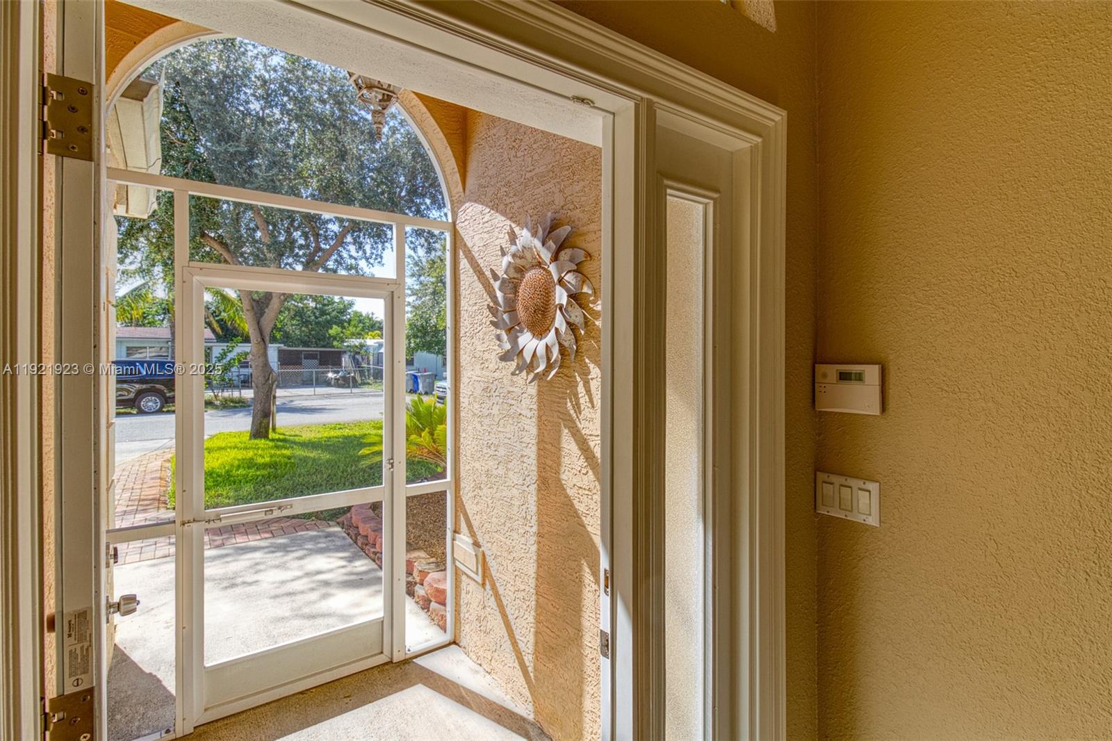 COLLIER MANOR FIRST ADD - Residential