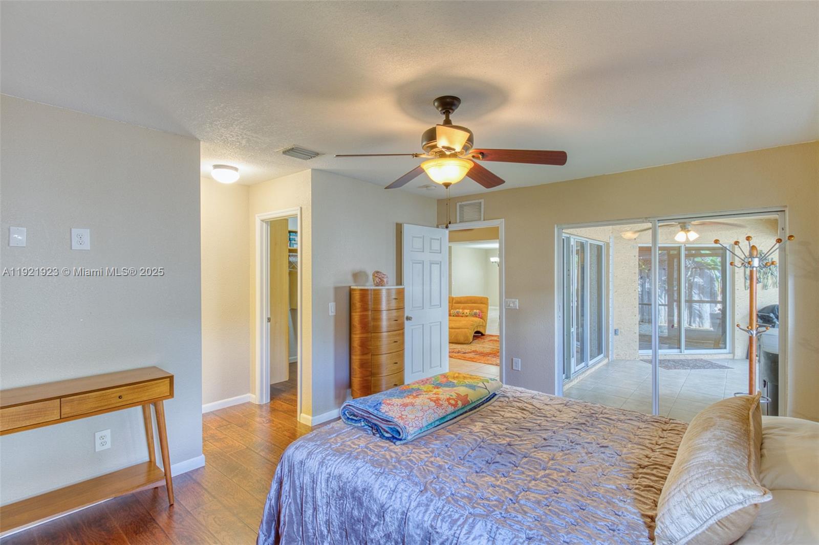 COLLIER MANOR FIRST ADD - Residential