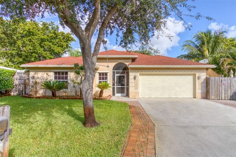 Photo of 1383 NE 27th St, Pompano Beach, FL 33064 (MLS # A11921923)