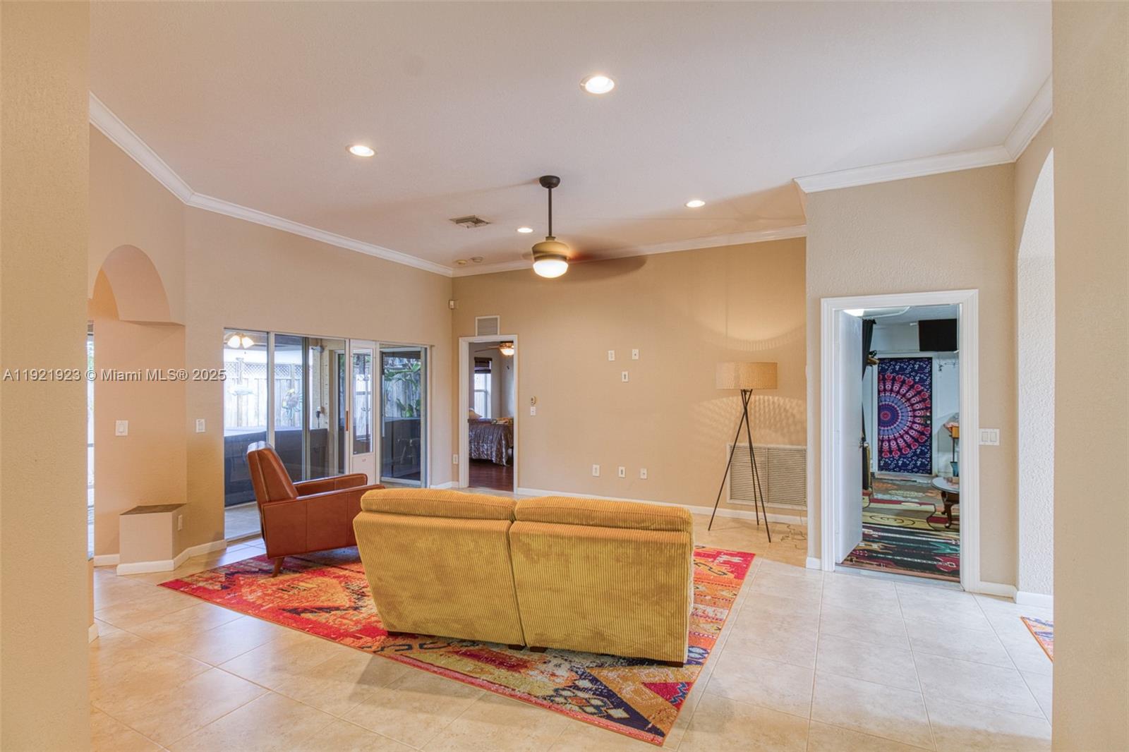 COLLIER MANOR FIRST ADD - Residential