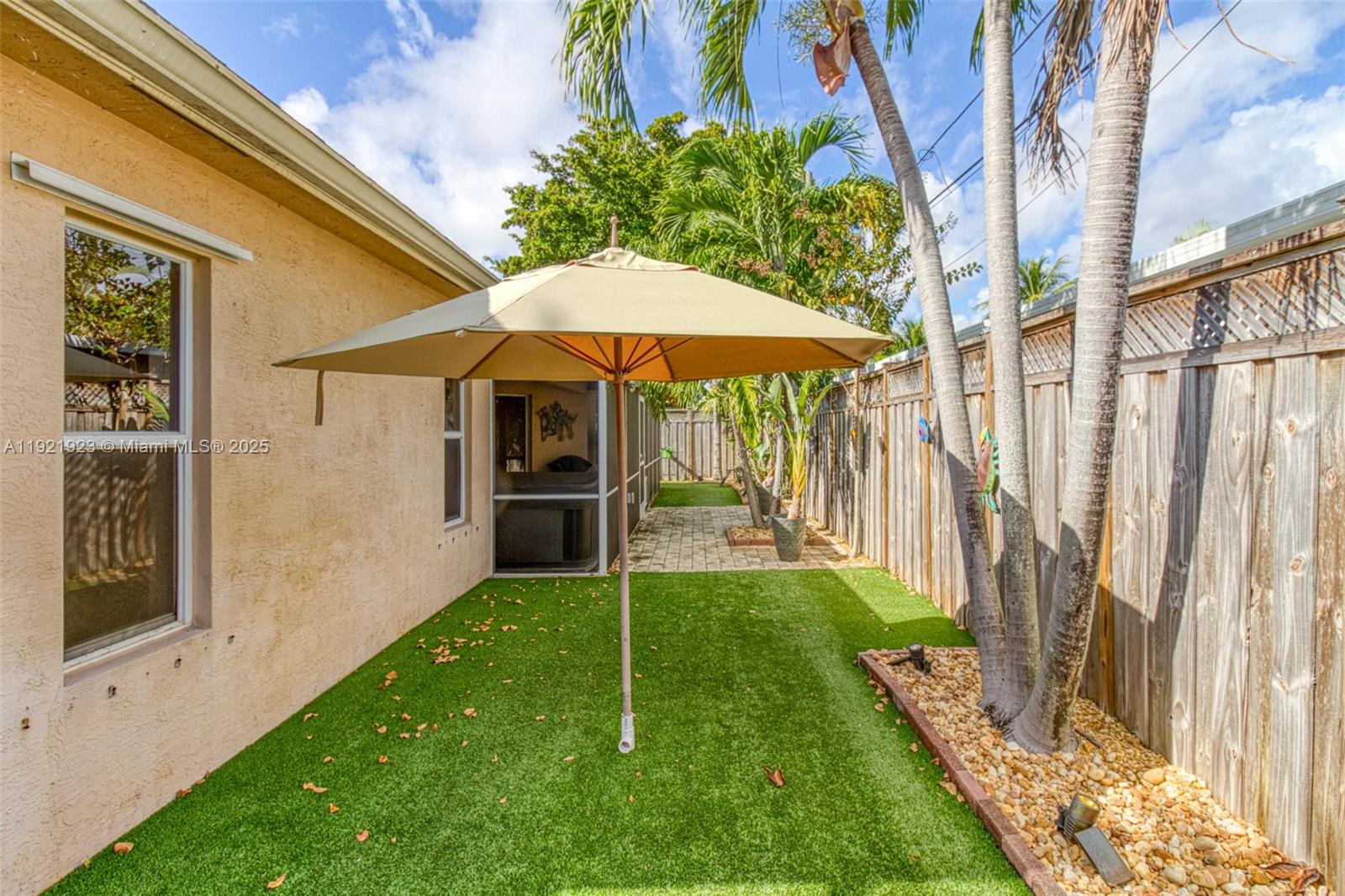 COLLIER MANOR FIRST ADD - Residential