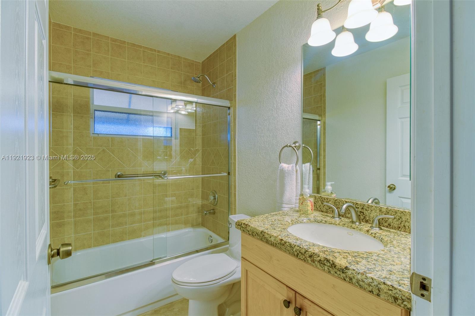 COLLIER MANOR FIRST ADD - Residential