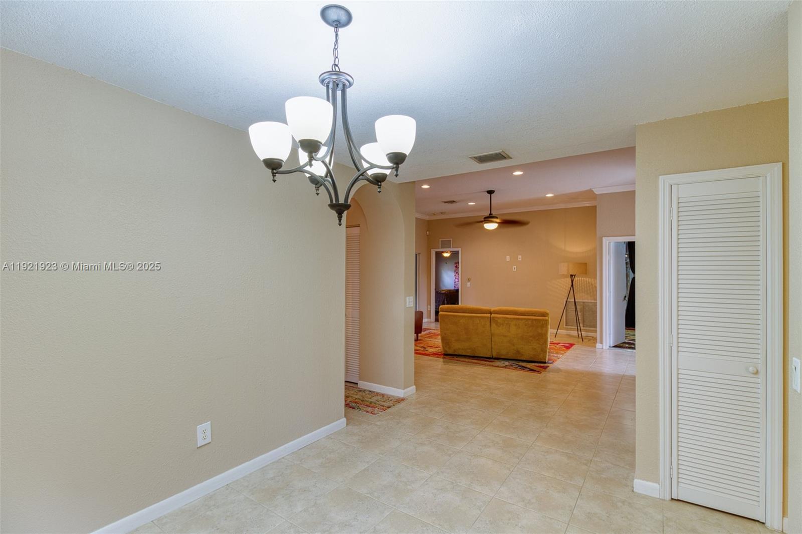 COLLIER MANOR FIRST ADD - Residential