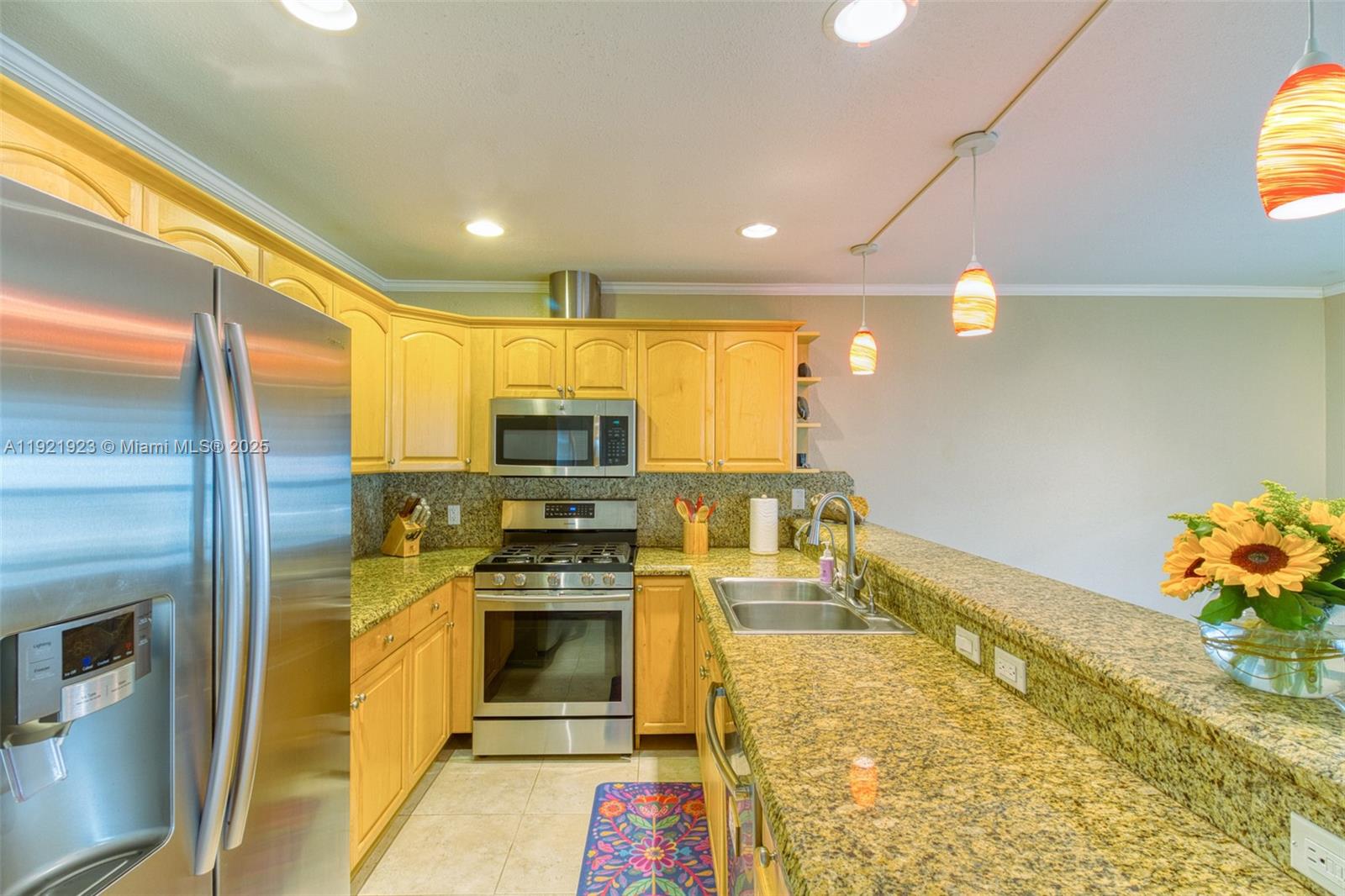 COLLIER MANOR FIRST ADD - Residential