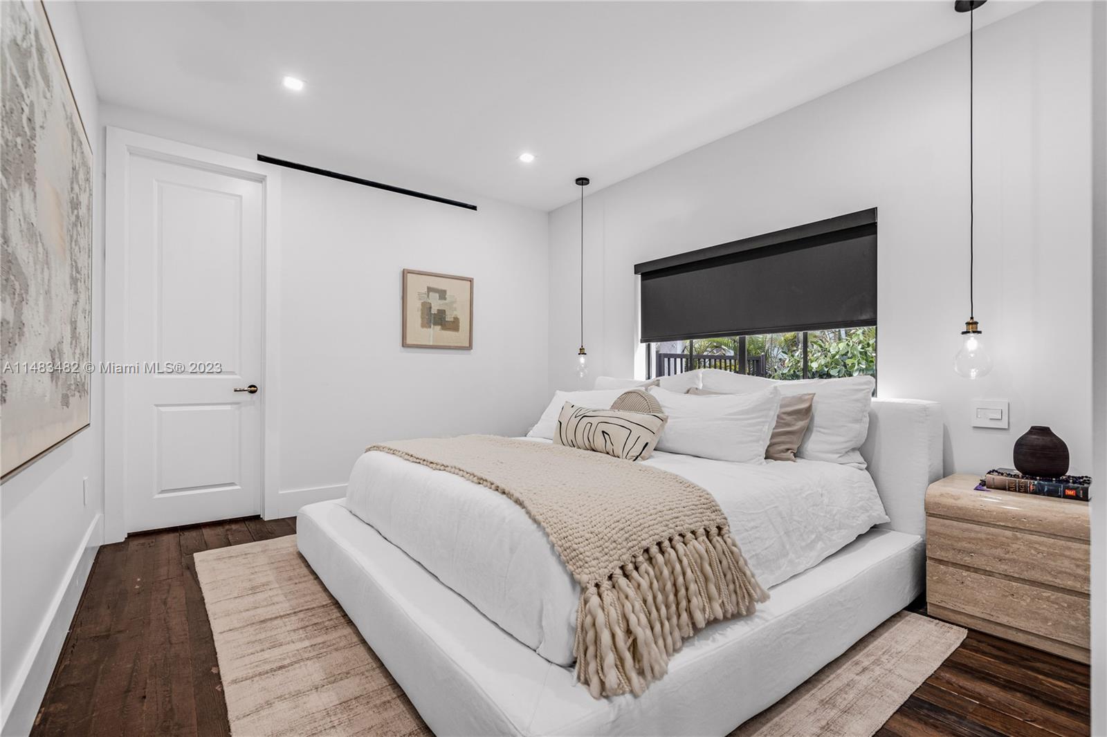 CORAL GABLES SEC E - Residential