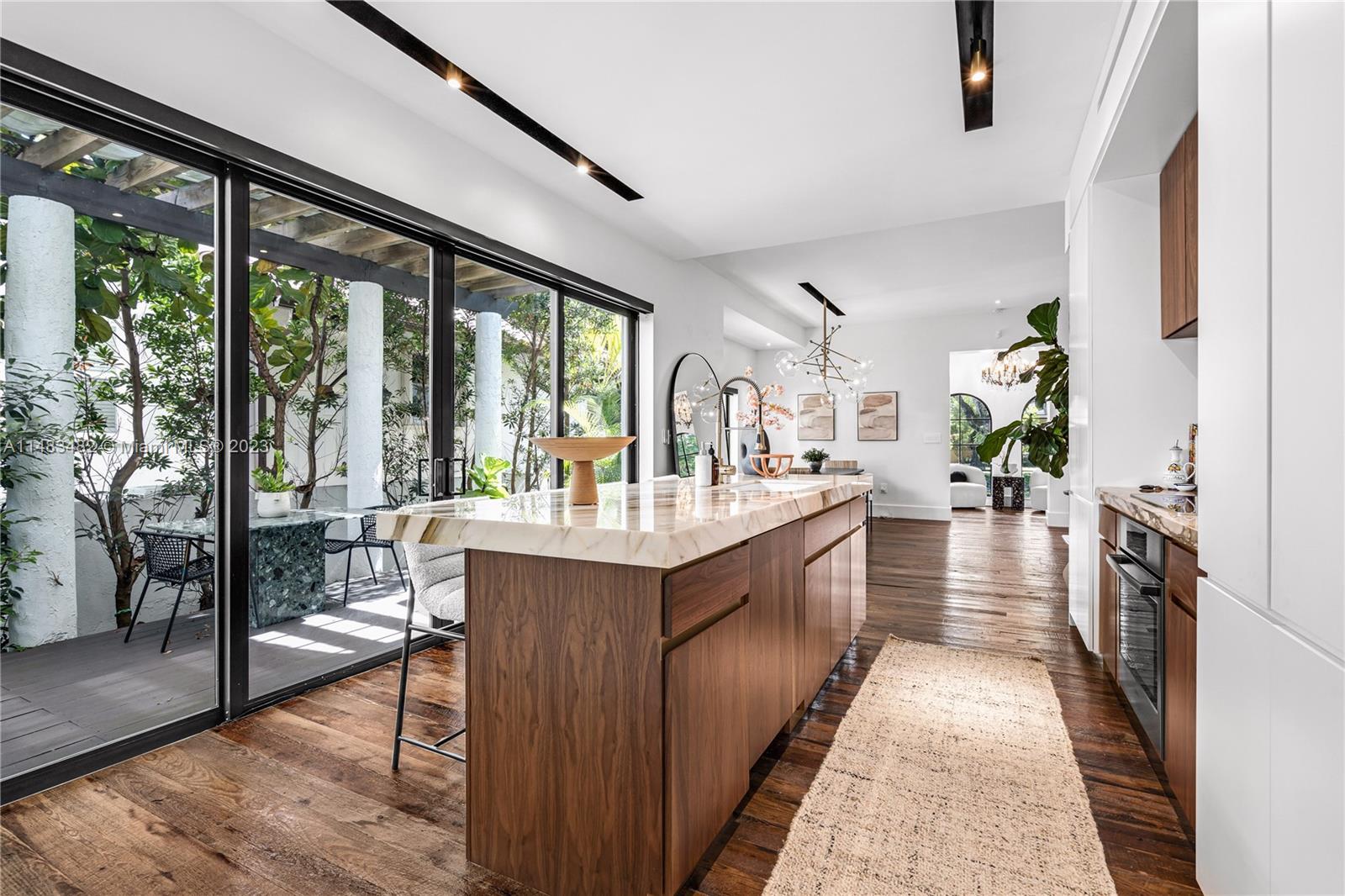 CORAL GABLES SEC E - Residential