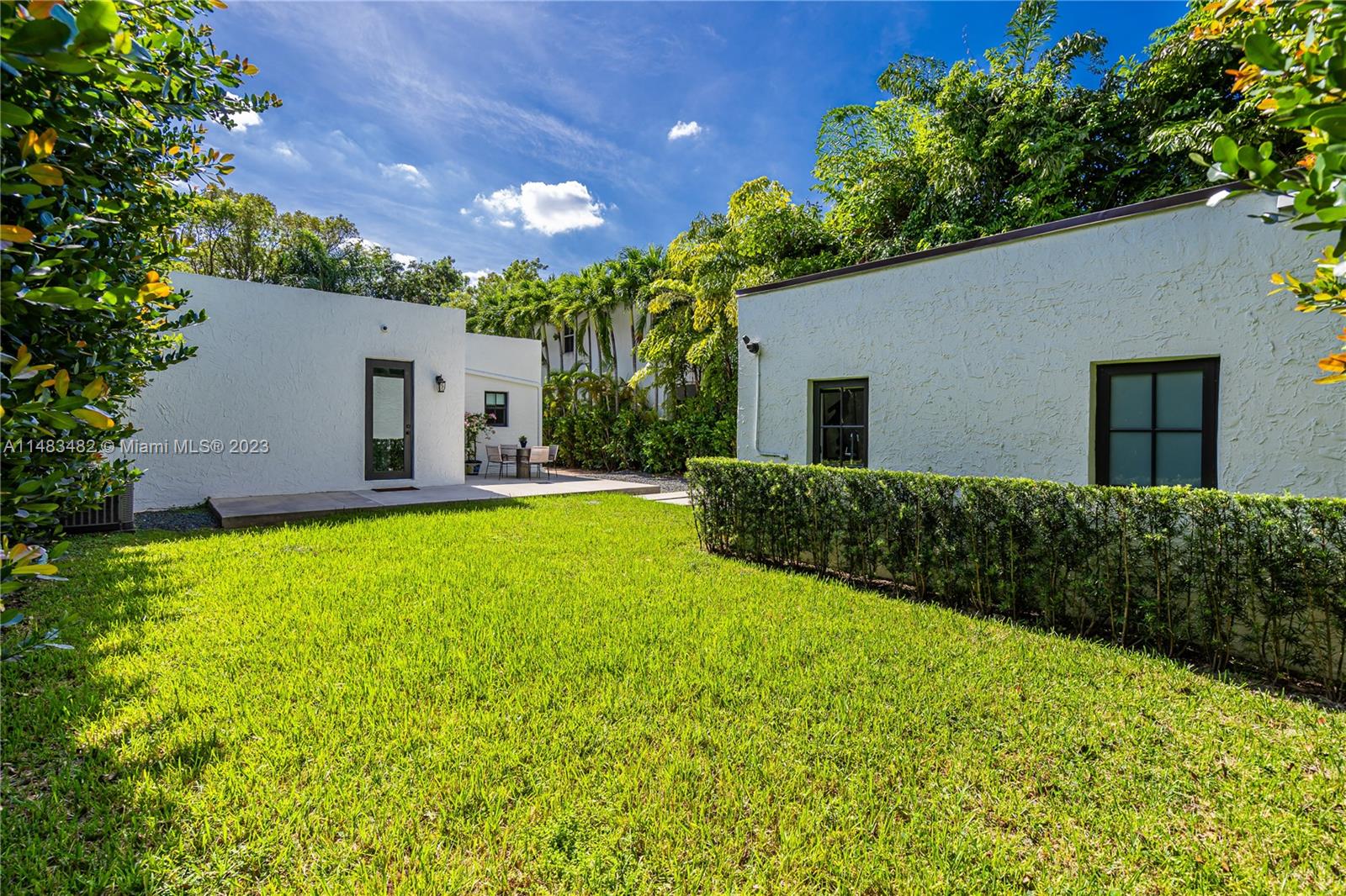 CORAL GABLES SEC E - Residential