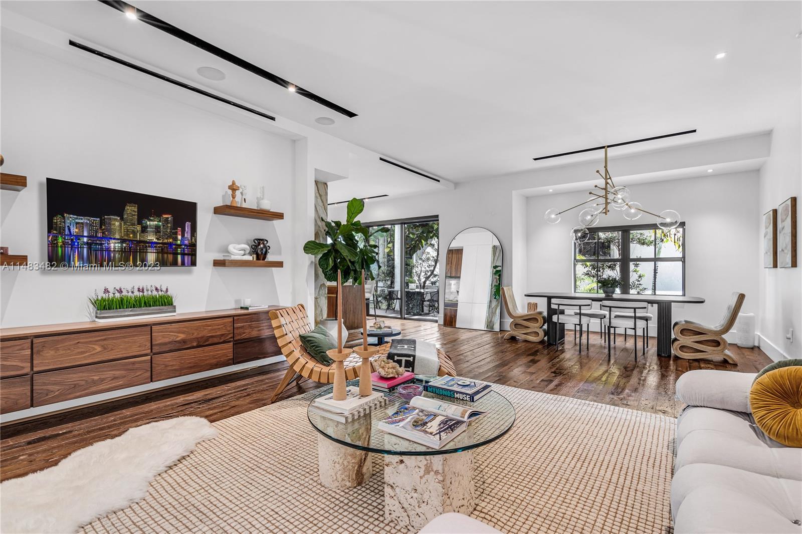 CORAL GABLES SEC E - Residential