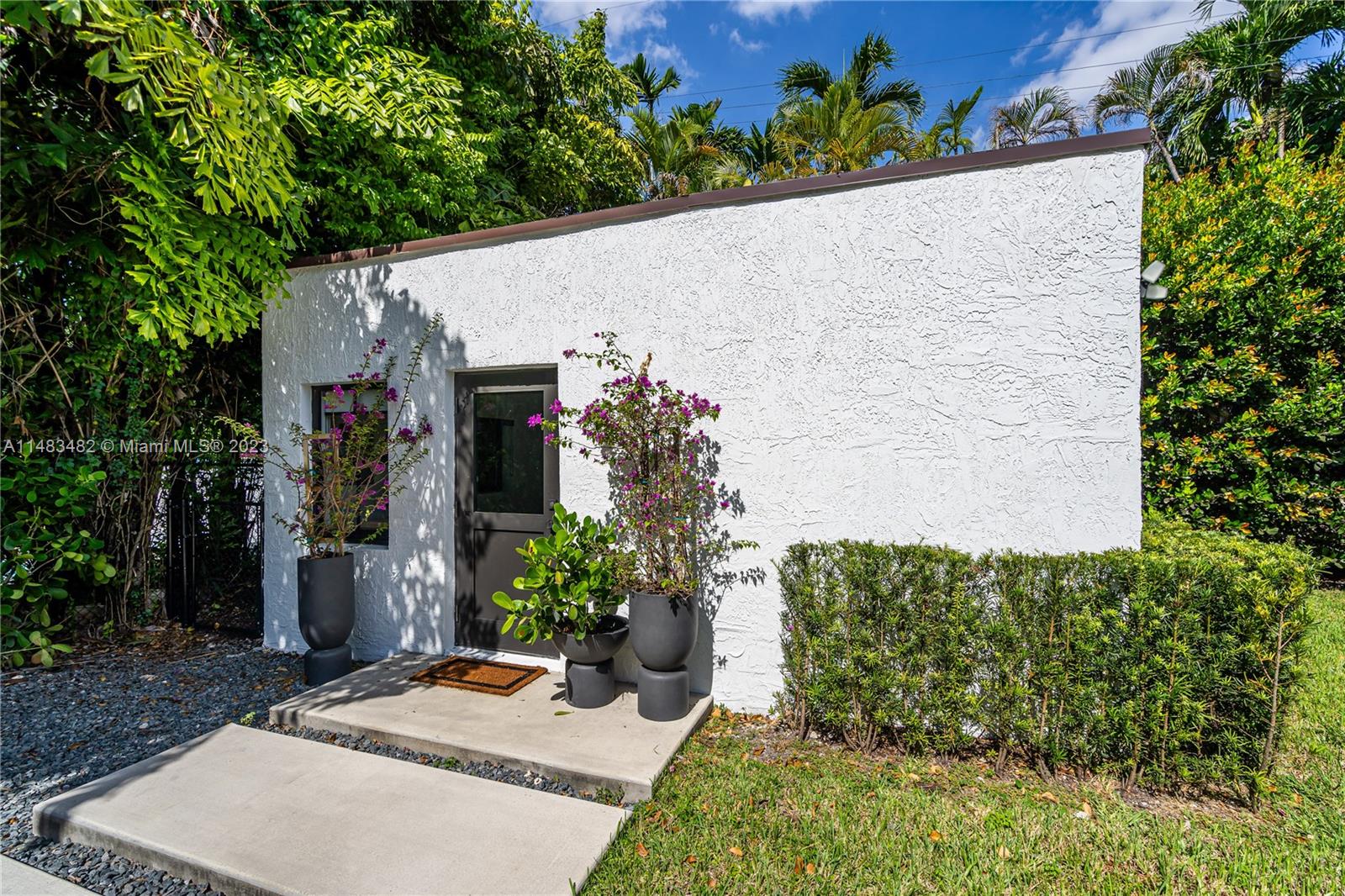 CORAL GABLES SEC E - Residential