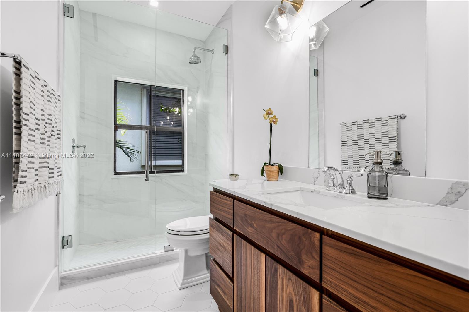 CORAL GABLES SEC E - Residential