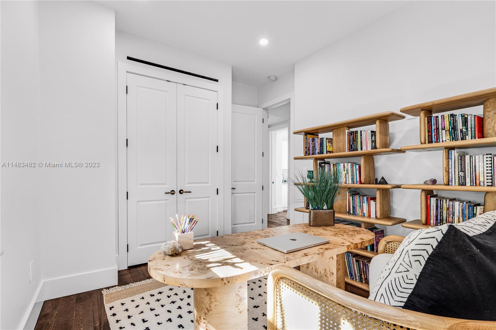 CORAL GABLES SEC E - Residential