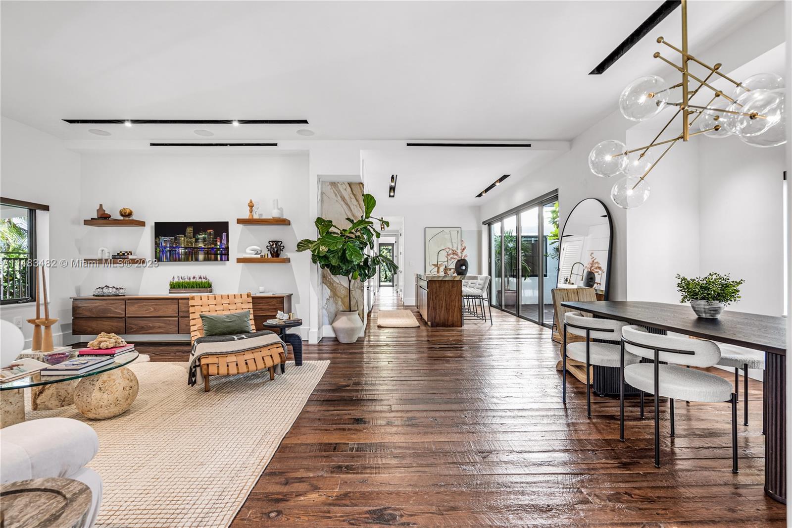 CORAL GABLES SEC E - Residential